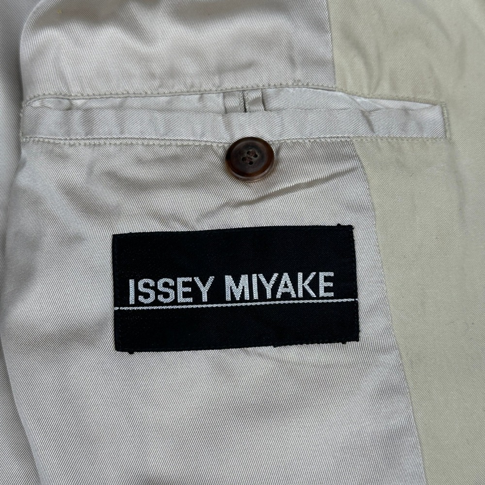 Issey Miyake Vintage Double Breasted Shawl Collar Padded Jacket Tan Beige RARE - Picture 9 of 15